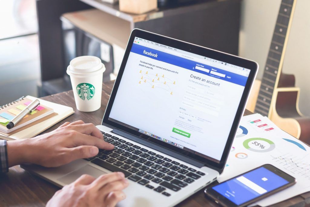 facebook and starbucks, best friends